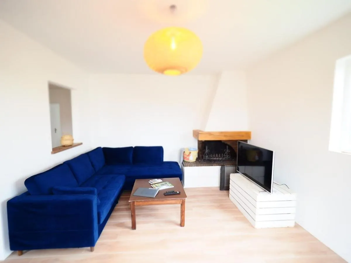 Holiday home Nouveaute Maison Cocooning Avec Jardin, Terrasse Couverte Et Jacuzzi Bellerive-sur-Allier France