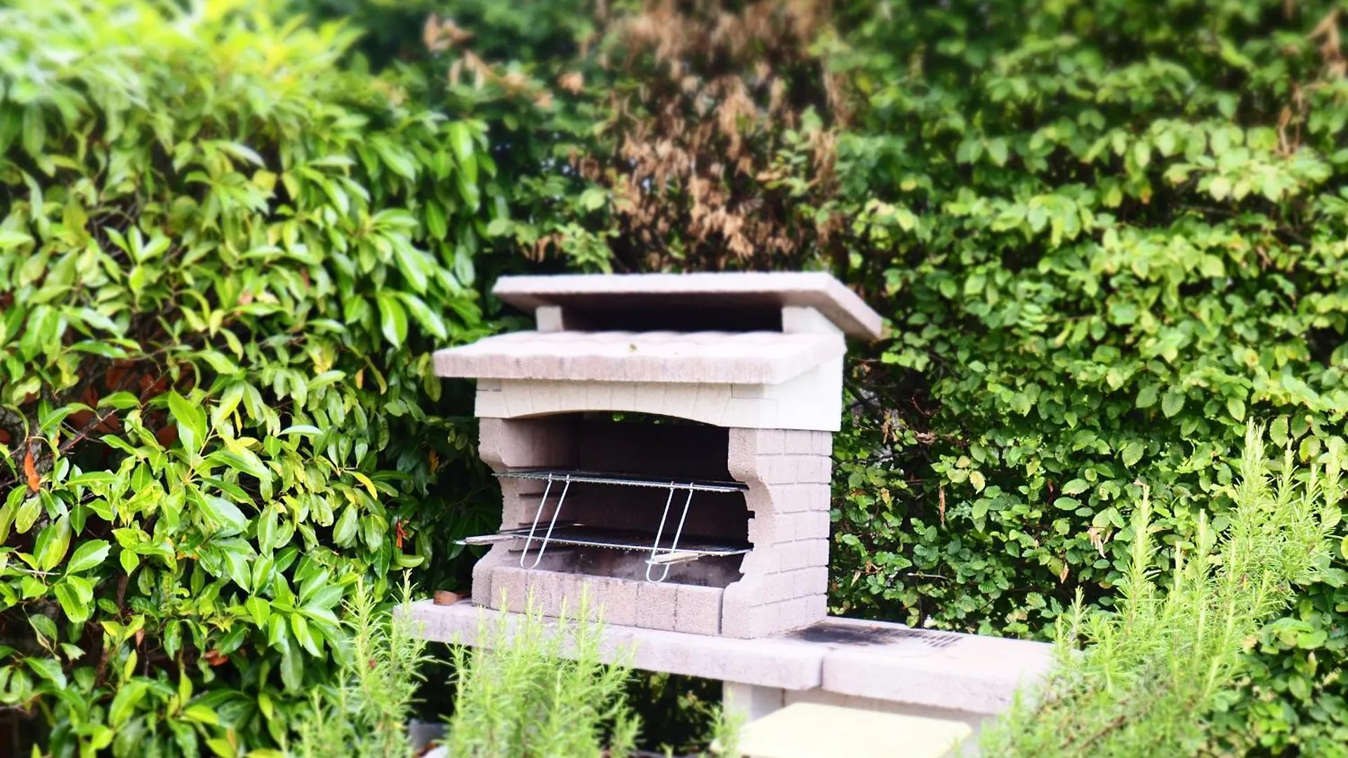 Nouveaute Maison Cocooning Avec Jardin, Terrasse Couverte Et Jacuzzi Bellerive-sur-Allier